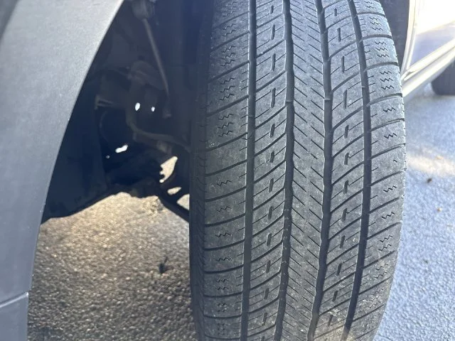 Used 2011 Blue Ford Base image 32