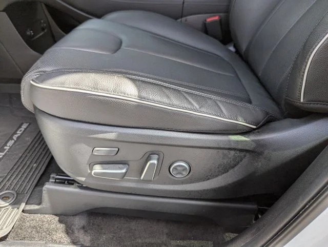 Used 2025 White Hyundai Limited image 25