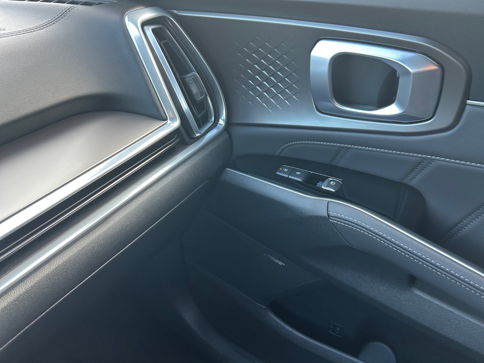 New 2026 Volcanic Sand Kia X-Line SX Prestige AWD image 30