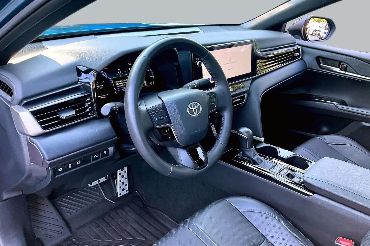 Used 2025 Ocean Gem Toyota XSE image 17