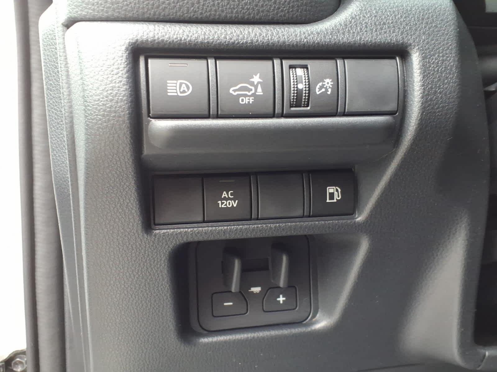 Used 2025 Ice Cap Toyota 1958 image 16