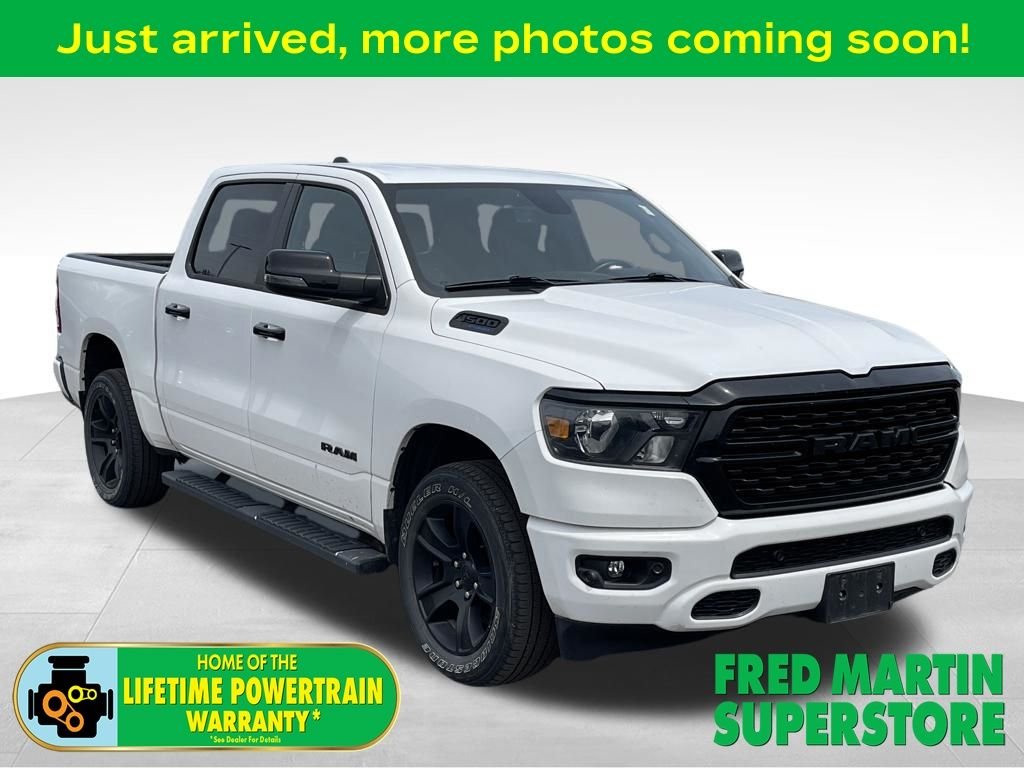 2023 RAM 1500 Big Horn/Lone Star 4x4 Crew Cab 5'7's photo