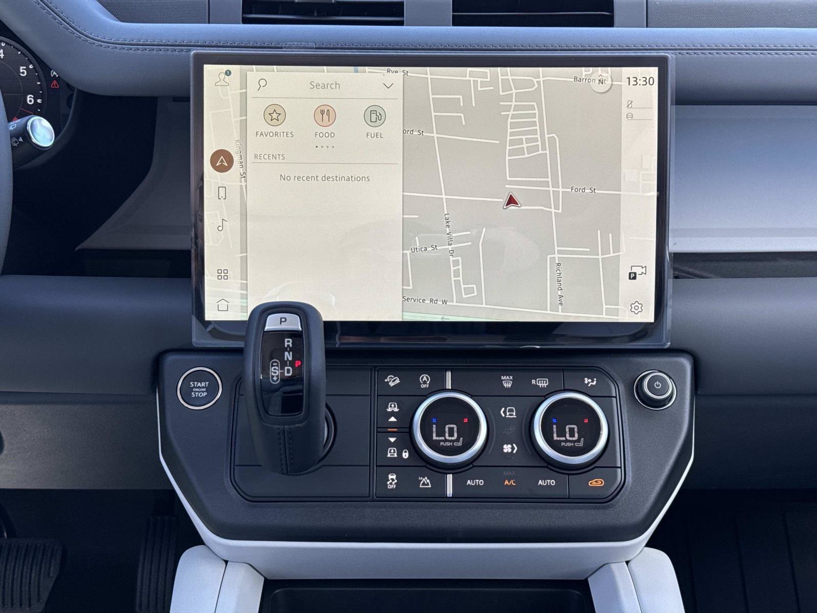 New 2026 Carpathian Grey Land Rover X-Dynamic SE image 11