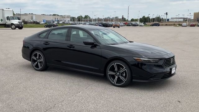 New 2026 Crystal Black Pearl Honda SE image 2