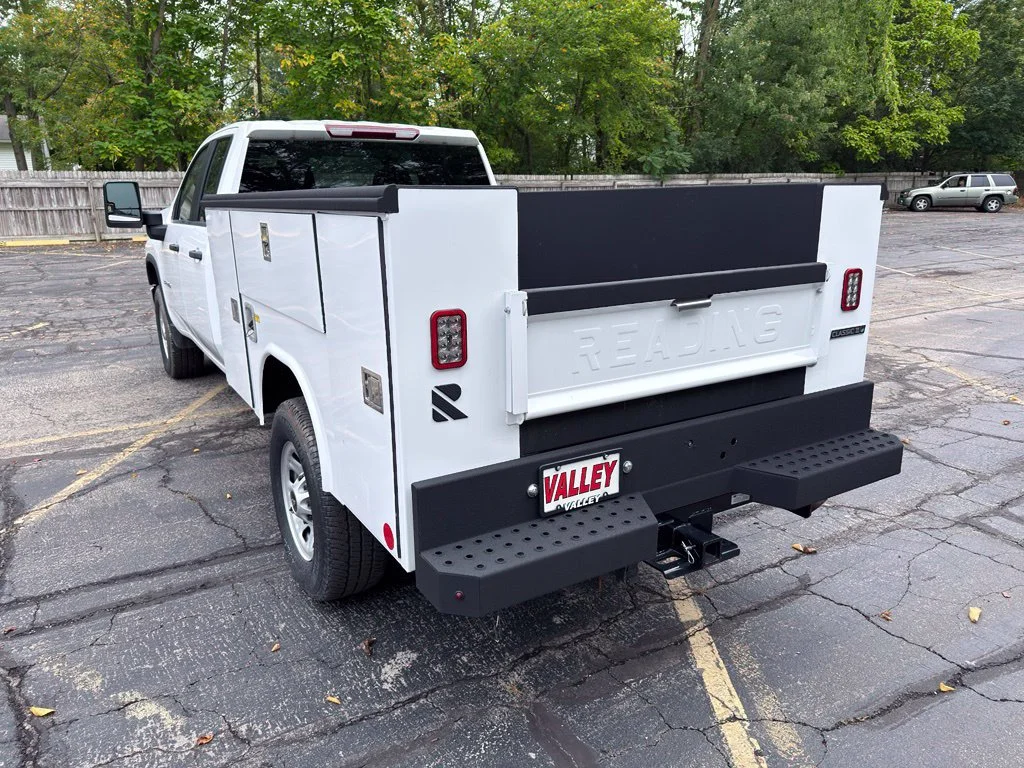 2024 Chevrolet Silverado 3500 HD Work Truck - Photo 9