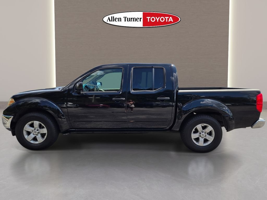 Used 2011 Black Nissan SV image 11