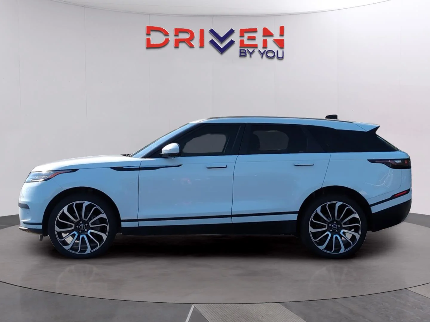 Used 2020 Fuji White Land Rover S image 2