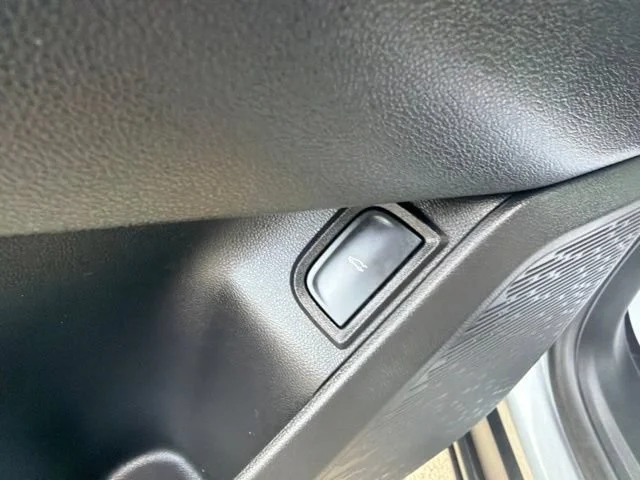 Used 2025 Sterling Gray Metallic Chevrolet LT image 26