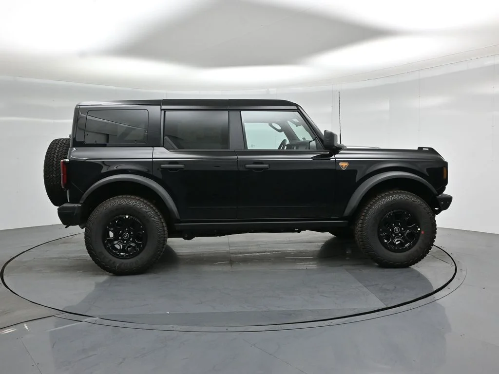 New 2026 Shadow Black Ford Badlands image 26
