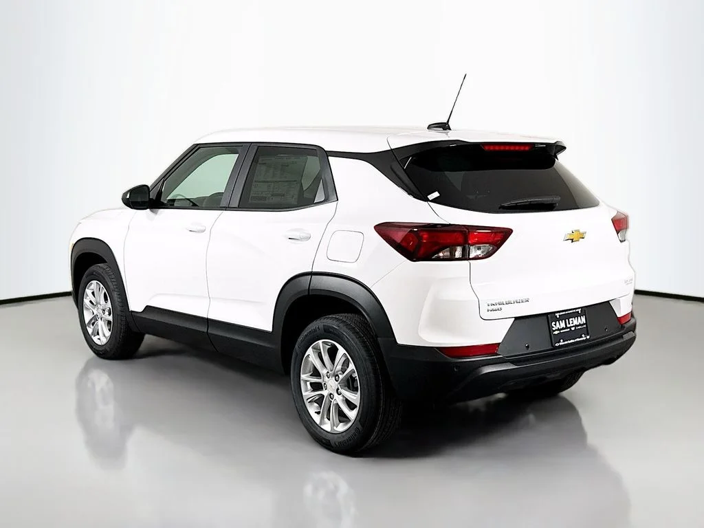 New 2026 White Chevrolet LS image 5