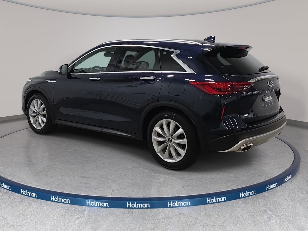 Used 2019 Hermosa Blue INFINITI ESSENTIAL image 8