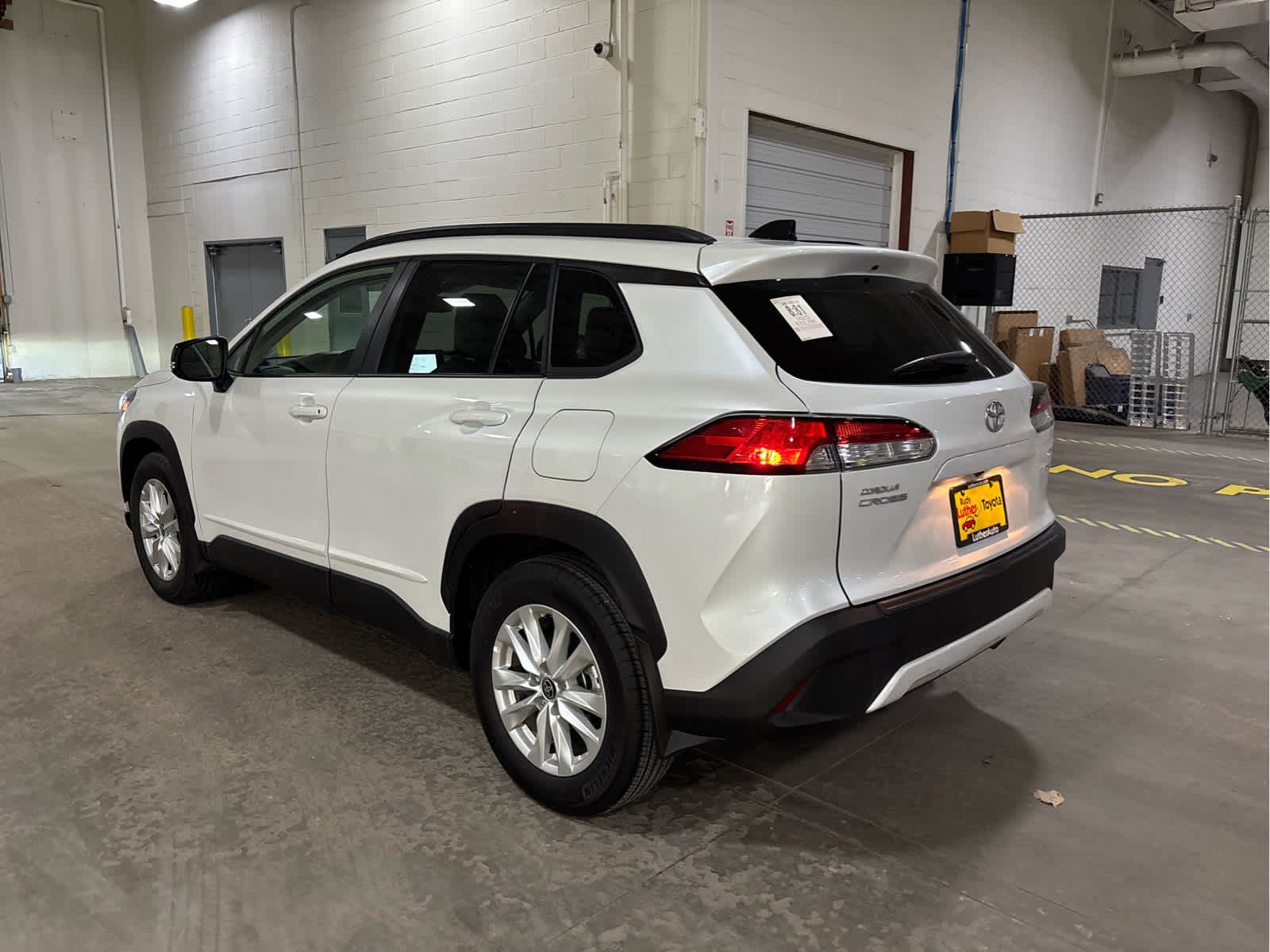 Used 2025 Wind Chill Pearl Toyota LE image 4