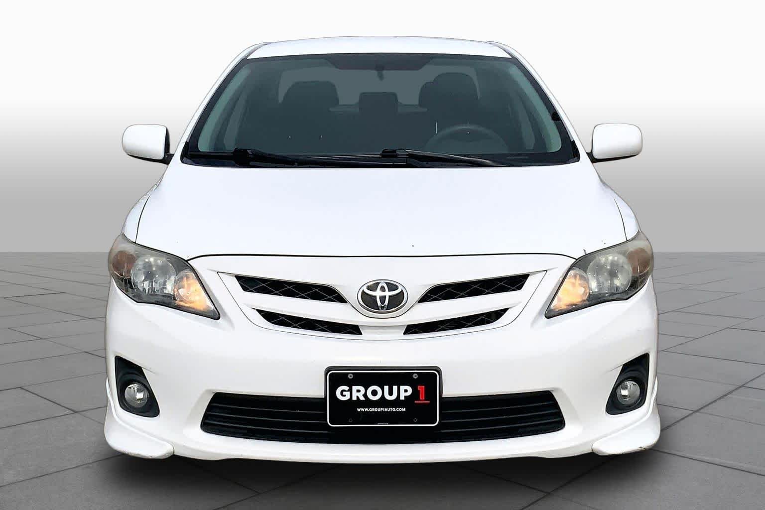 Used 2011 Super White Toyota S image 3