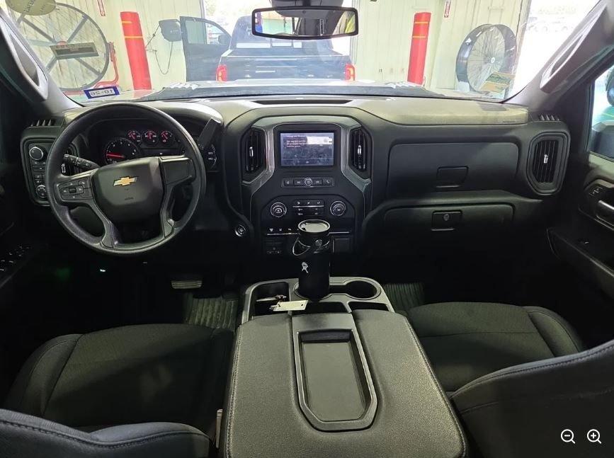 Used 2024 Black Chevrolet Custom image 5