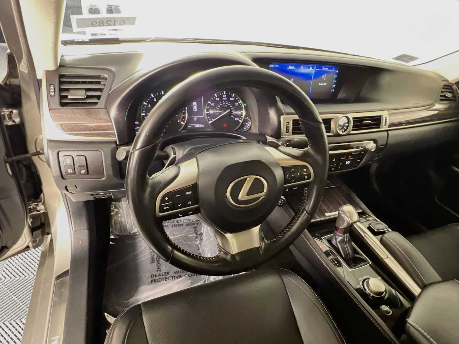 Used 2018 Atomic Silver Lexus  image 11