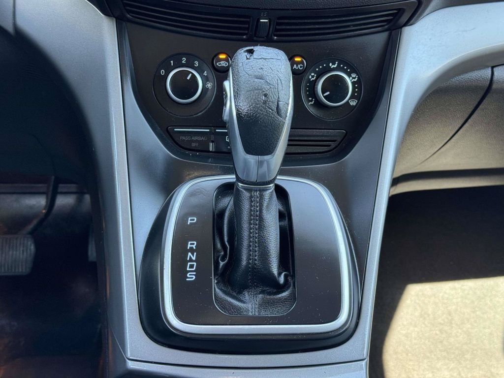 Used 2013 Gray Ford SE image 6