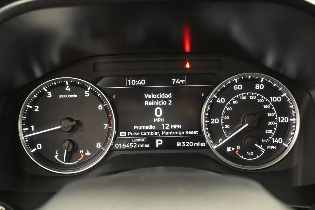 Used 2024 Red Mitsubishi SE Black Edition image 26