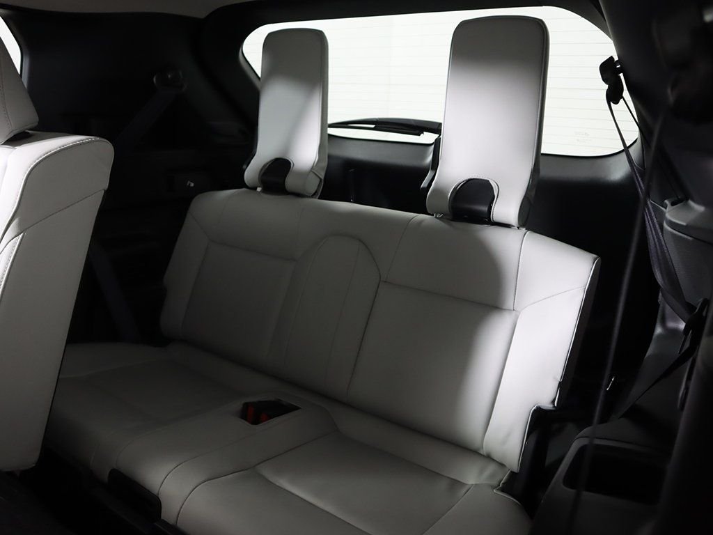 2025 Mitsubishi Outlander Plug-in Hybrid Platinum Edition - Photo 37