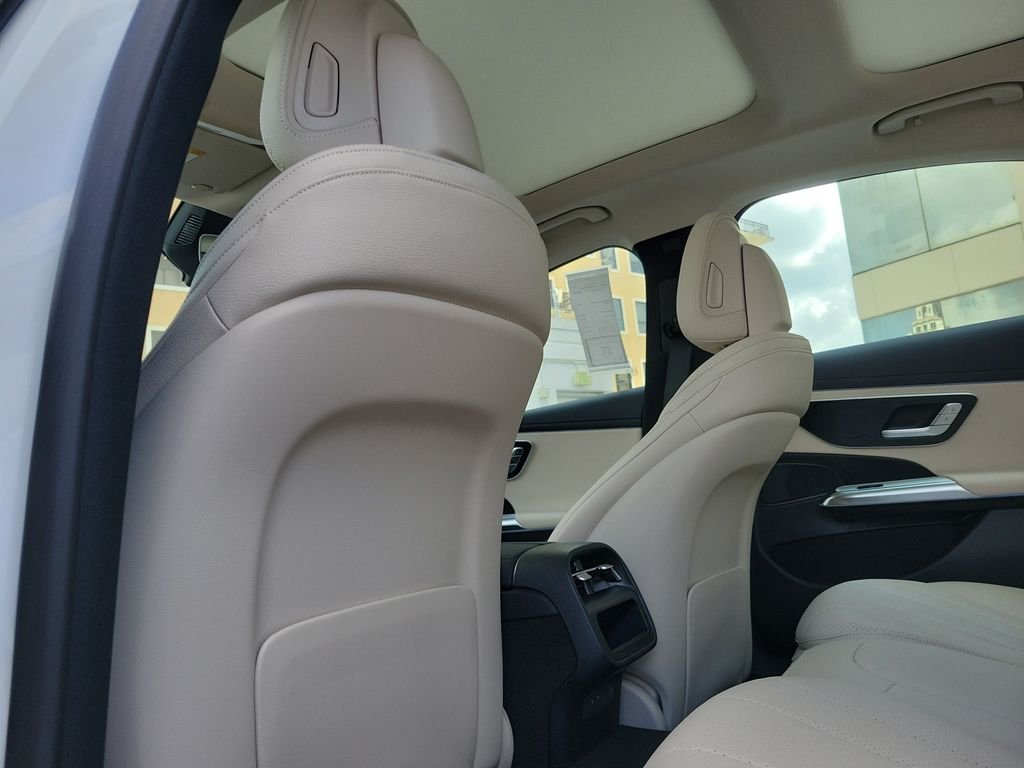 New 2026 Polar White Mercedes-Benz E 350 image 10