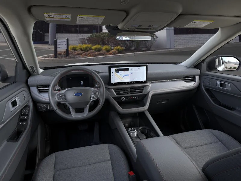 New 2026 Star White Metallic Tri-Coat Ford Active image 32