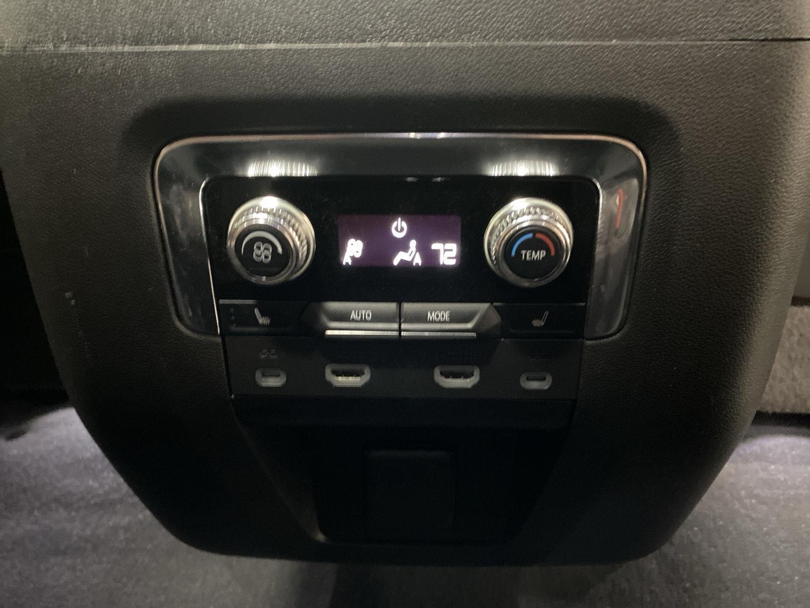 Used 2023 Onyx Black GMC Denali Ultimate image 18