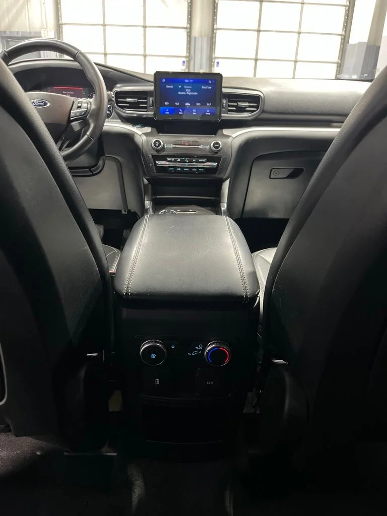 Used 2020 Black Metallic Ford XLT image 30
