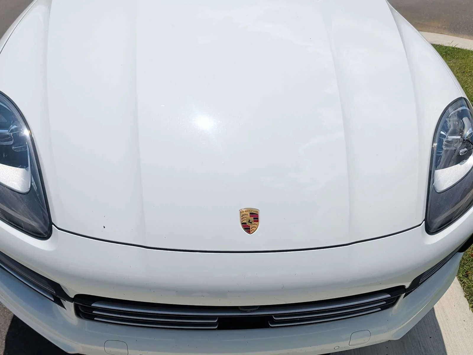 Used 2023 Red Porsche  image 11