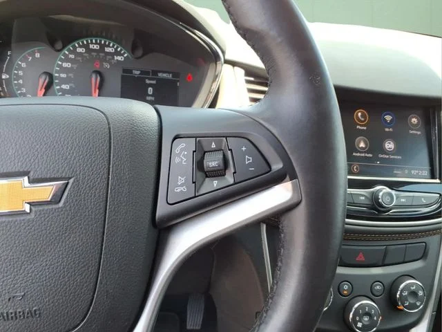 Used 2022 Gray Chevrolet LT image 25