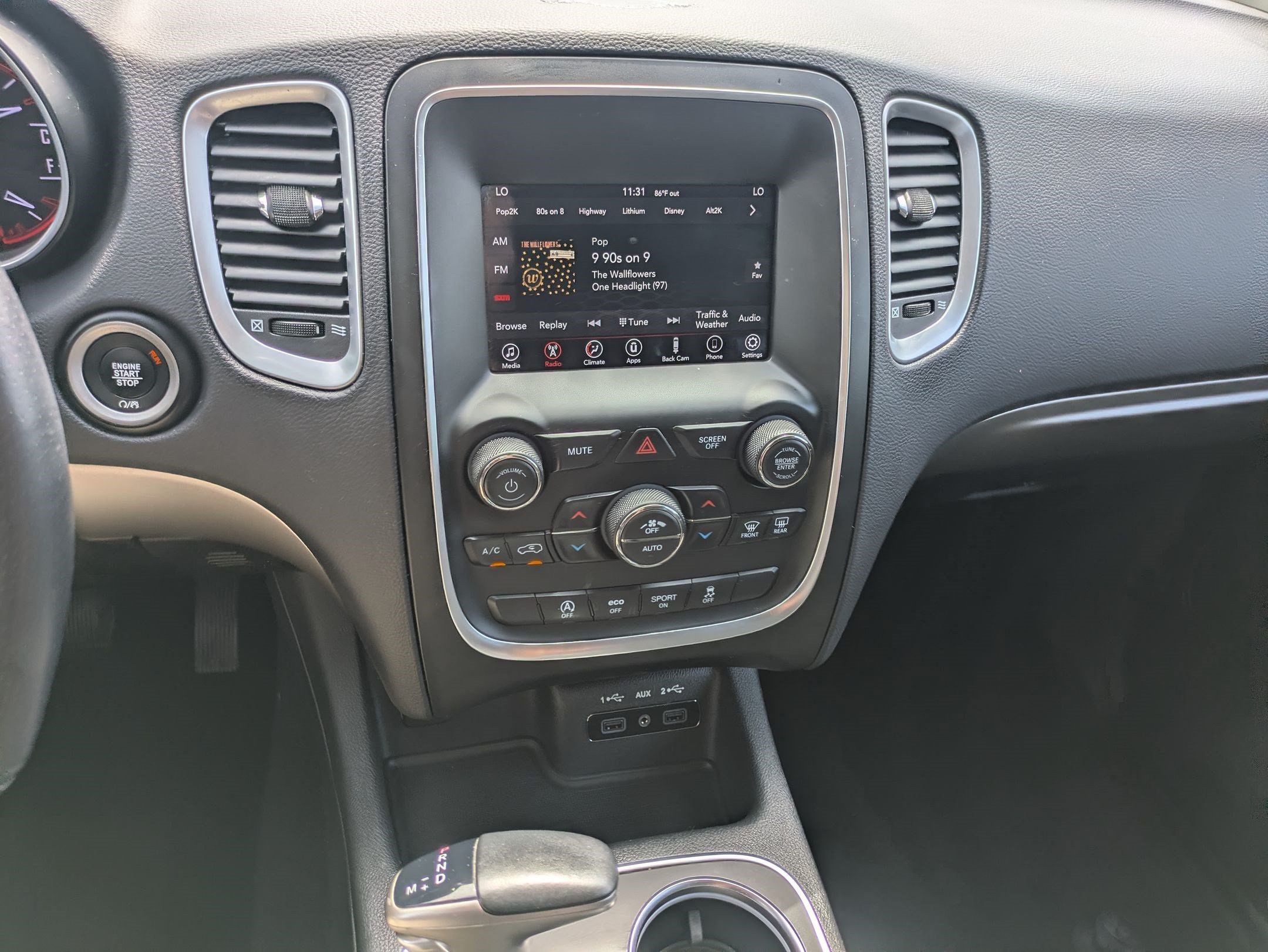 Used 2019 White Knuckle Clearcoat Dodge SXT image 24