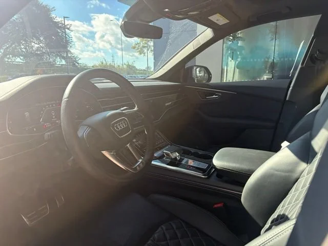 Used 2024  Audi Premium Plus image 6