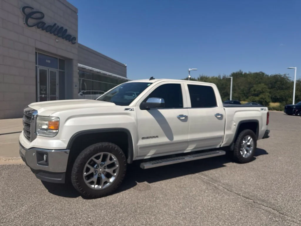 Used 2014 White GMC SLT image 1