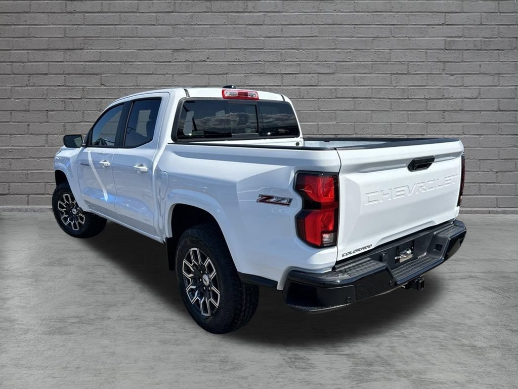 New 2026 Summit White Chevrolet Z71 image 7