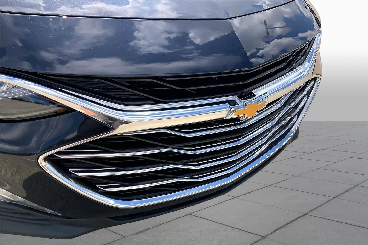 Used 2023 Dark Ash Metallic Chevrolet LT image 28