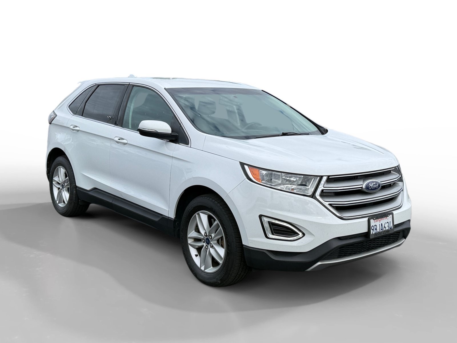 Used 2016 Oxford White Ford SEL image 7
