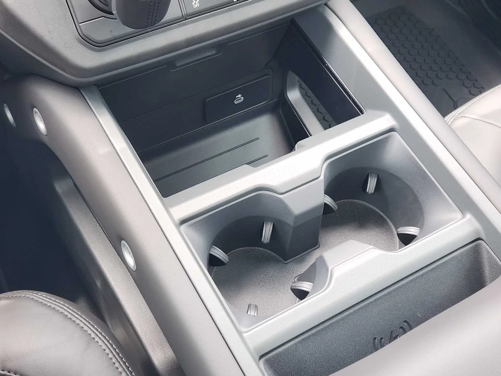 New 2026 Carpathian Grey LAND ROVER X-Dynamic SE image 20