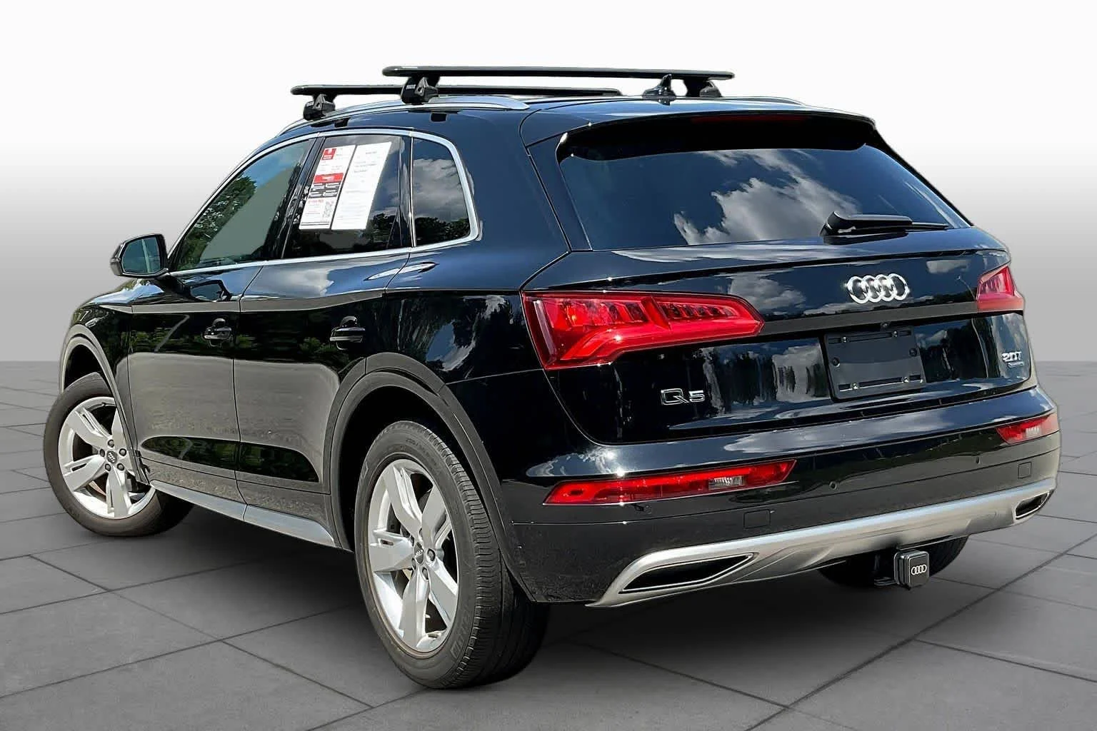 Used 2018 Brilliant Black Audi Premium Plus image 12