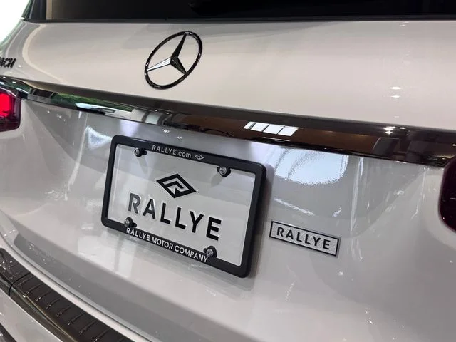 New 2026 Moonlight White Metallic Mercedes-Benz Maybach GLS 600 image 39