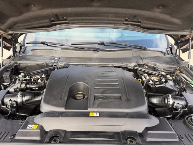 Used 2019 Black Land Rover HSE image 19