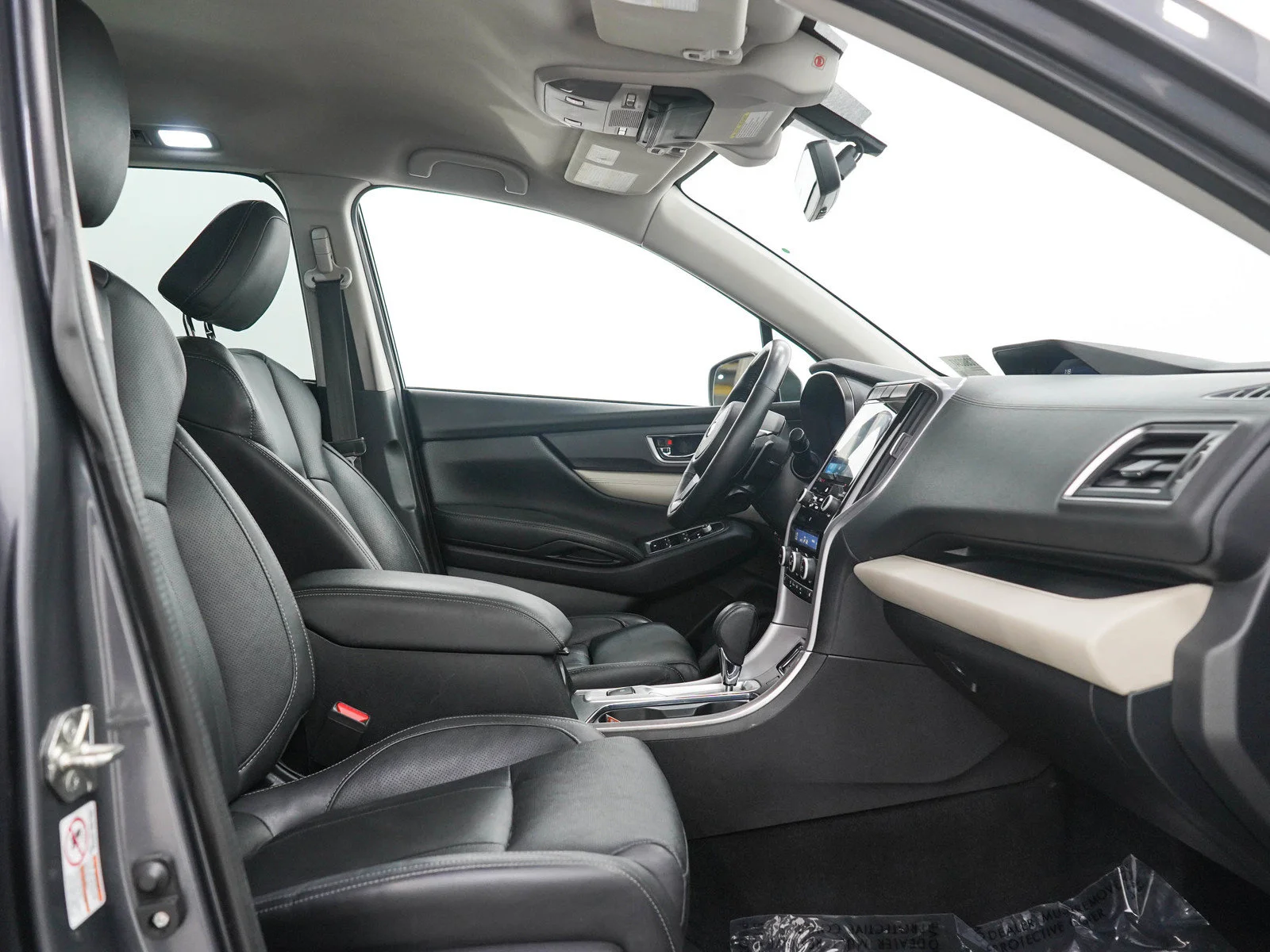 Used 2020 Magnetite Gray Metallic Subaru Limited image 14