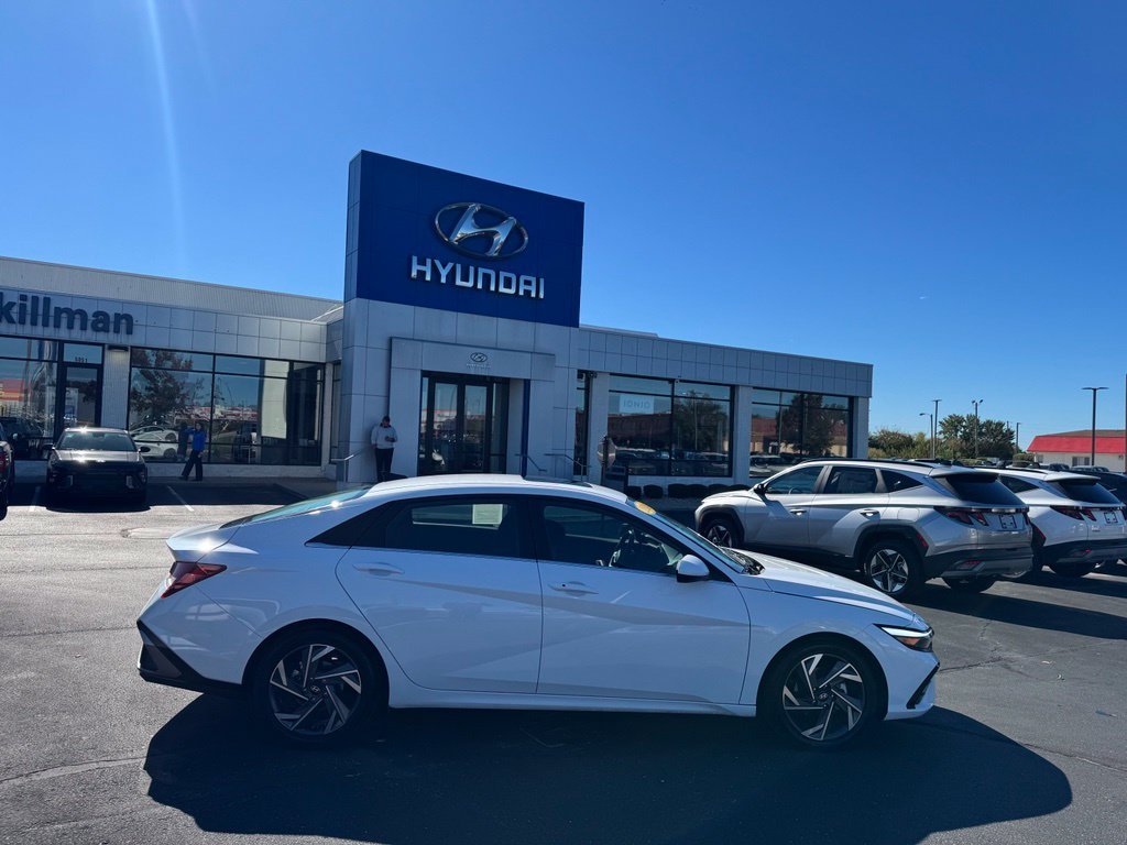 Certified Used 2024 White Hyundai SEL image 8