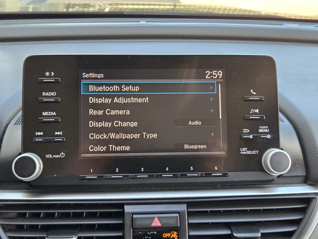 2018 Honda Accord LX - Photo 11