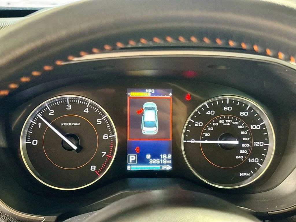 Used 2018 Silver Subaru 2.0i Limited image 14