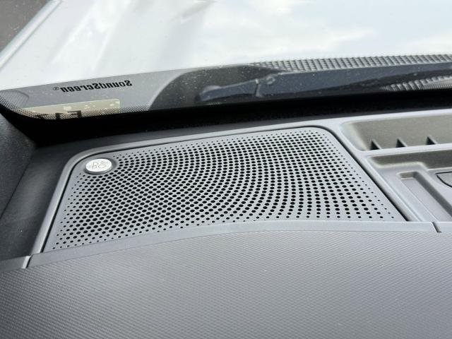 New 2026 Oxford White Ford Badlands® image 17