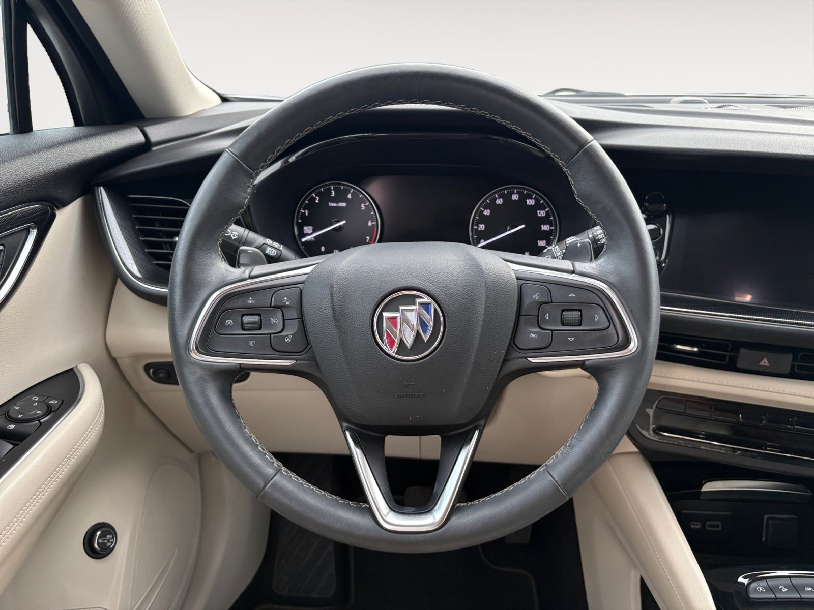 Used 2023 Summit White Buick Essence image 14