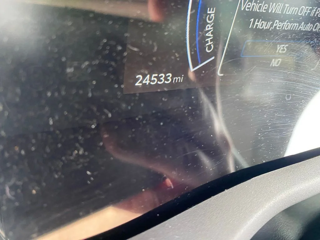 Used 2025 Silver Toyota LE image 5
