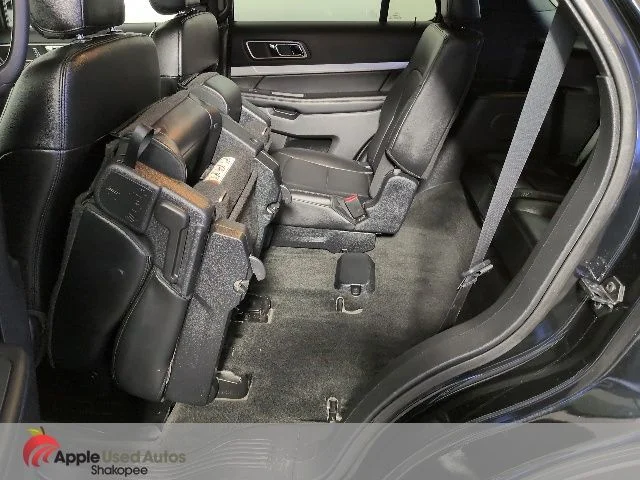 Used 2016 Black Ford XLT image 33
