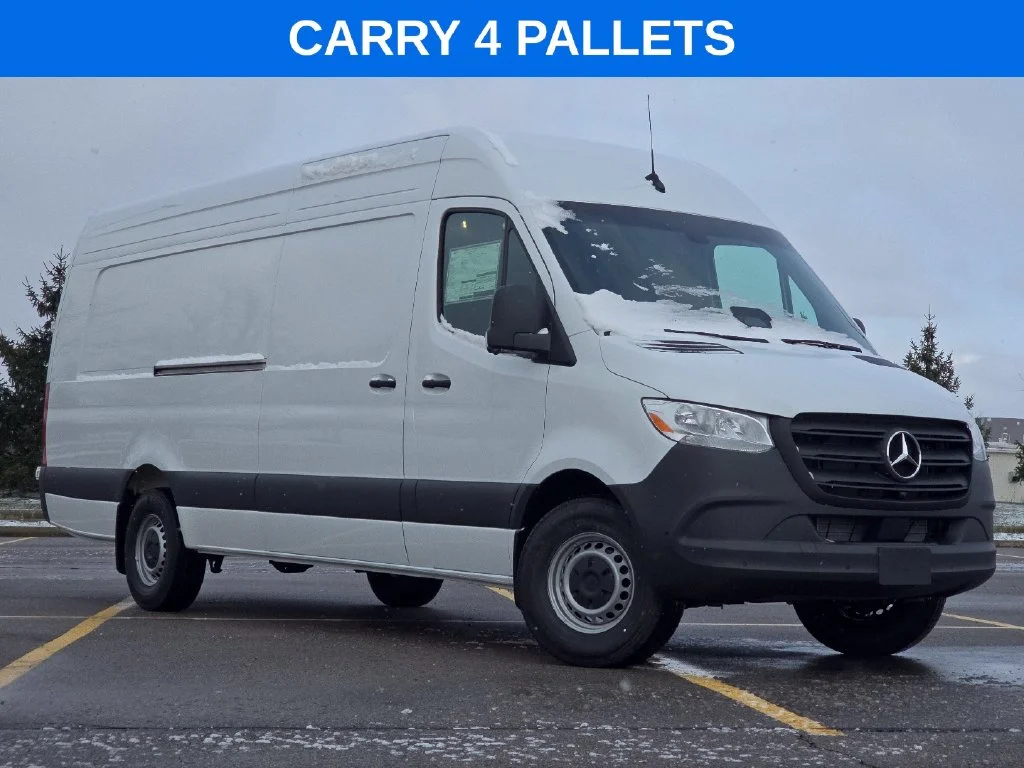 New 2026 Arctic White Mercedes-Benz Cargo 170 WB image 1