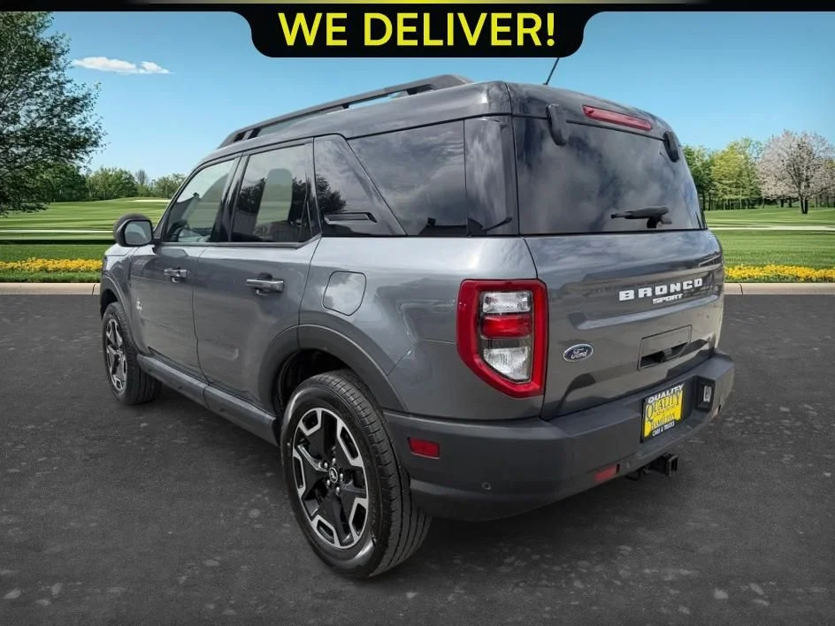 Used 2022 Gray Ford Outer Banks image 3