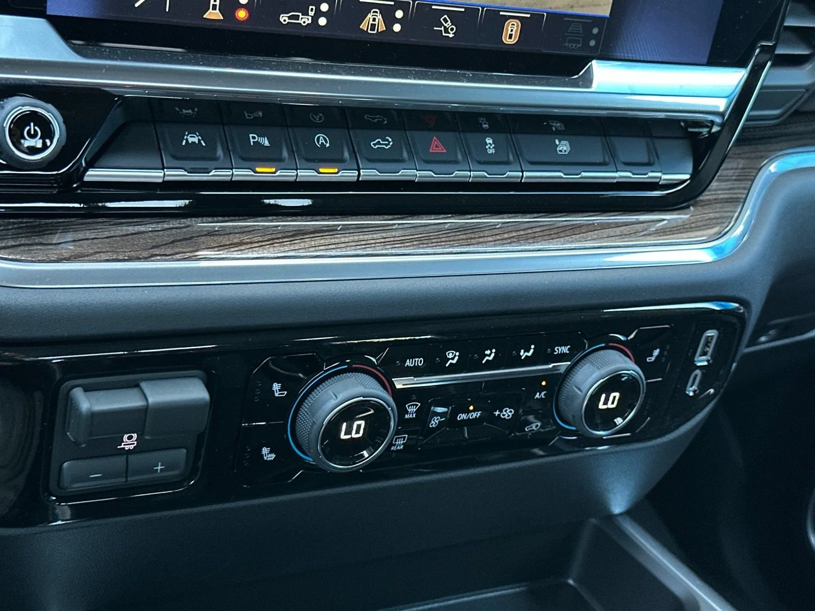 2026 Chevrolet Silverado 1500 LT - Photo 20