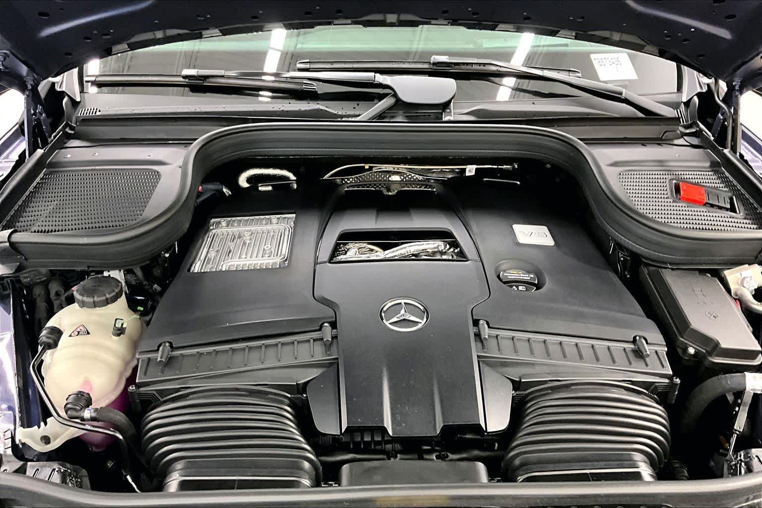 New 2026 Twilight Blue Metallic Mercedes-Benz GLE 580 image 16
